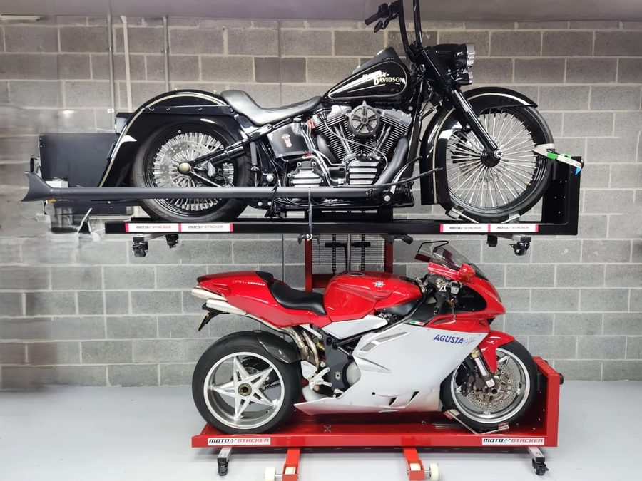 Moto Stacker Complete Kit Mix mit Harley-Davidson und MV Agusta
